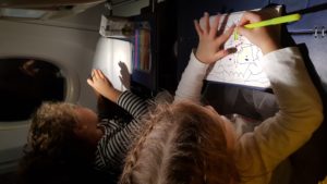 Deca u avionu